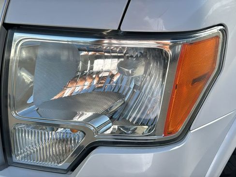 Used 2012 Ford F150 Platinum image 6