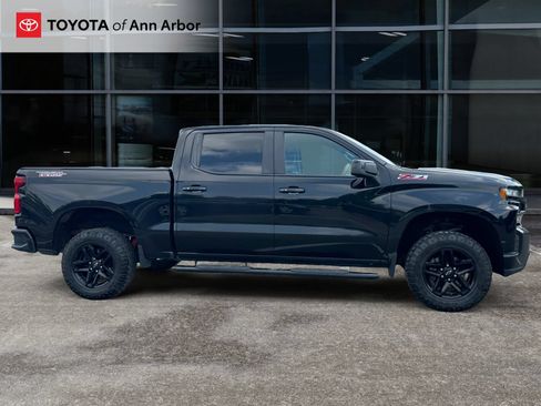 Used 2019 Chevrolet Silverado 1500 LT Trail Boss w/ Convenience Package AWD/4WD image 10