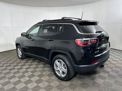 Used 2023 Jeep Compass Latitude w/ Convenience Group image 5