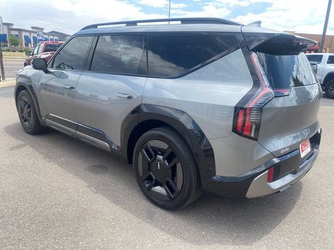 Used 2024 Kia EV9 GT-Line AWD/4WD image 3