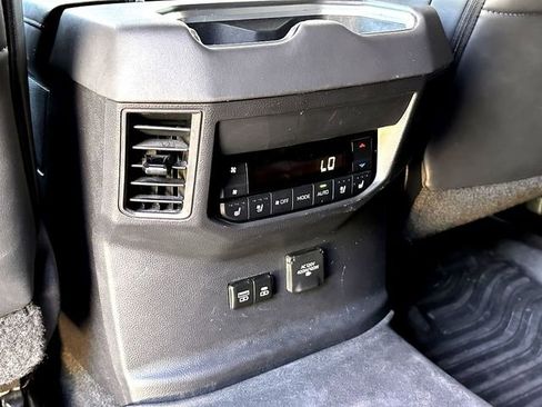 Used 2024 Toyota Sequoia Platinum image 20