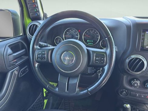 Used 2013 Jeep Wrangler Unlimited Sport AWD/4WD image 15