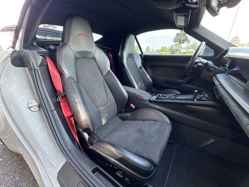 Certified 2022 Porsche 911 Carrera GTS image 19