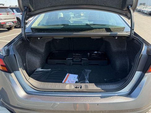New 2026 Nissan Altima 2.5 SV FWD image 31