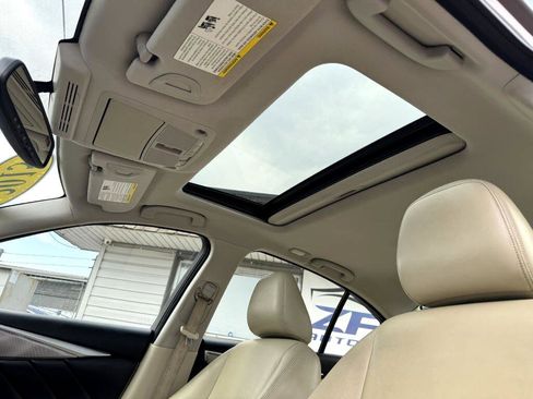 Used 2015 INFINITI Q50 Premium image 23