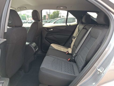 Used 2023 Chevrolet Equinox LT AWD/4WD image 10