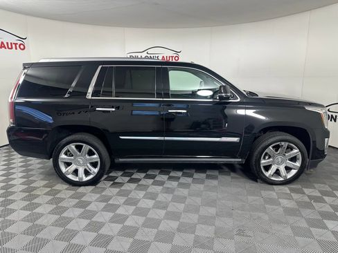 Used 2015 Cadillac Escalade Premium AWD/4WD image 10