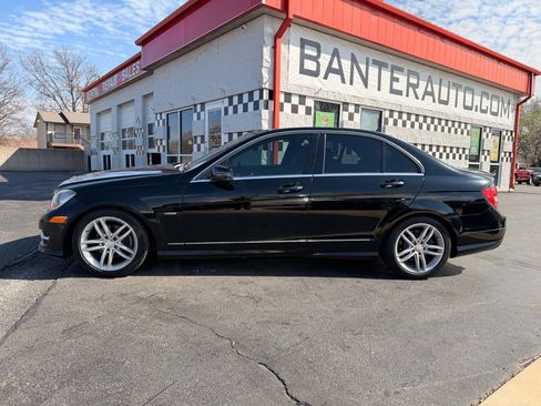Used 2012 Mercedes-Benz C 250 Sedan image 2