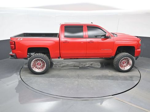 Used 2018 Chevrolet Silverado 1500 LT w/ All Star Edition AWD/4WD image 22