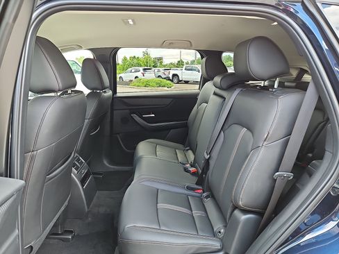 Used 2025 MAZDA CX-90 3.3 Turbo w/ Select Package AWD/4WD image 10