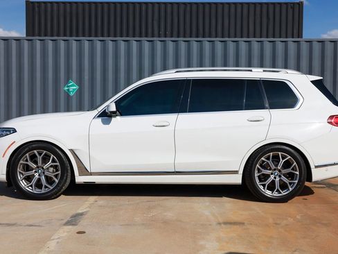 Used 2020 BMW X7 xDrive40i w/ Cold Weather Package image 3