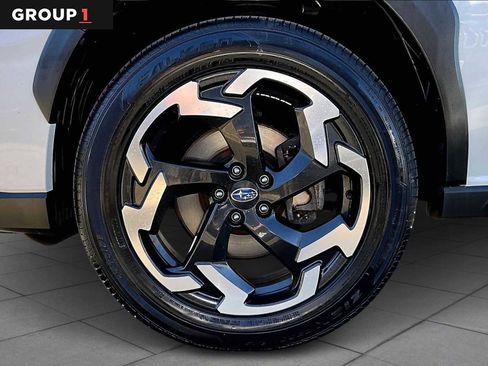 Used 2023 Subaru Crosstrek 2.5i Limited w/ Moonroof Package image 10