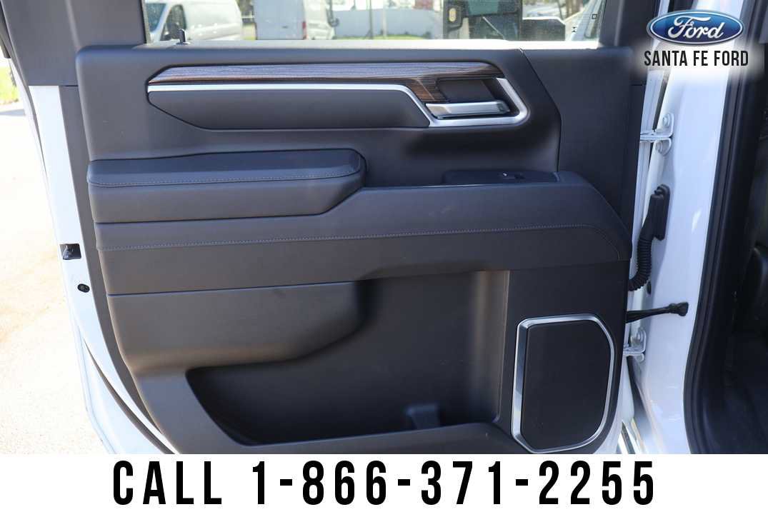 Used 2025 Chevrolet Silverado 2500 LT w/ Safety Package AWD/4WD image 17