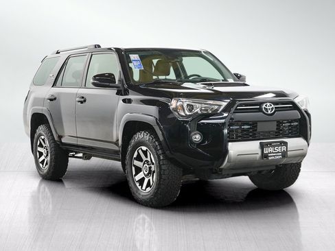 Used 2022 Toyota 4Runner TRD Off-Road Premium AWD/4WD image 7