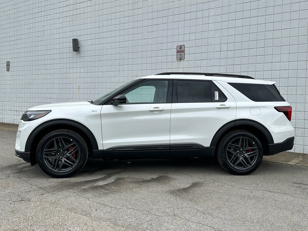 New 2027 Ford Explorer ST-Line w/ Premium Package AWD/4WD image 2