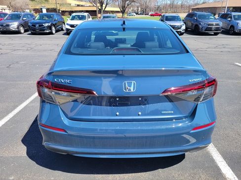 New 2026 Honda Civic Sport image 4