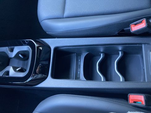 Certified 2022 Volkswagen ID.4 Pro S w/ Gradient Package image 17