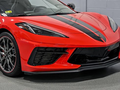 Used 2024 Chevrolet Corvette Stingray Coupe w/ 1LT RWD image 3
