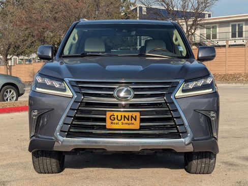 Used 2016 Lexus LX 570 4WD image 9