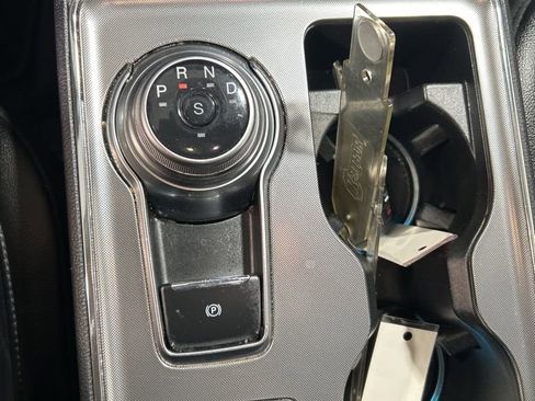 Used 2024 Ford Edge Titanium image 26