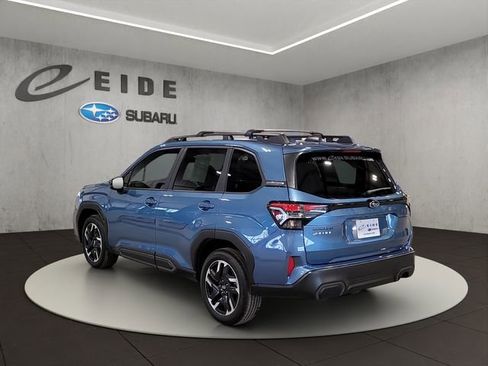 Used 2025 Subaru Forester Limited image 3