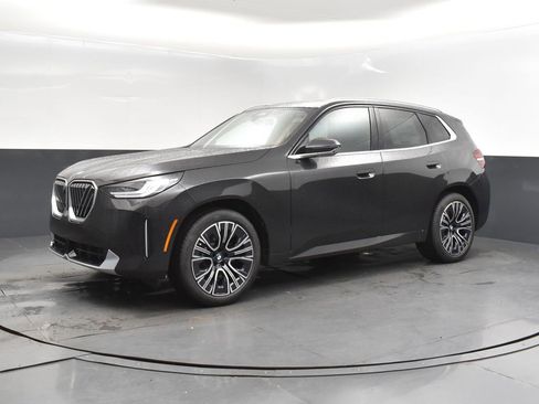 New 2026 BMW X3 xDrive30 w/ Premium Package image 3