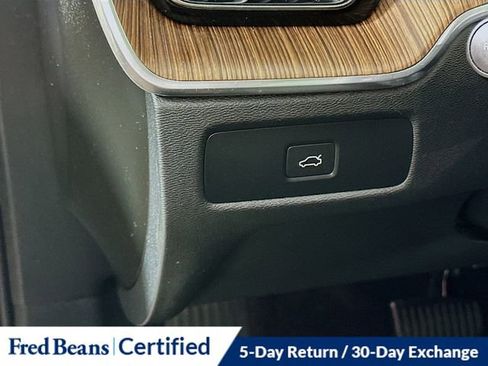 Used 2023 Volvo XC60 B5 Plus w/ Climate Package AWD/4WD image 11