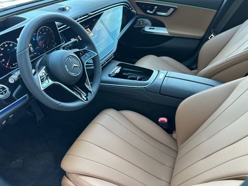 New 2025 Mercedes-Benz E 350 Sedan image 10