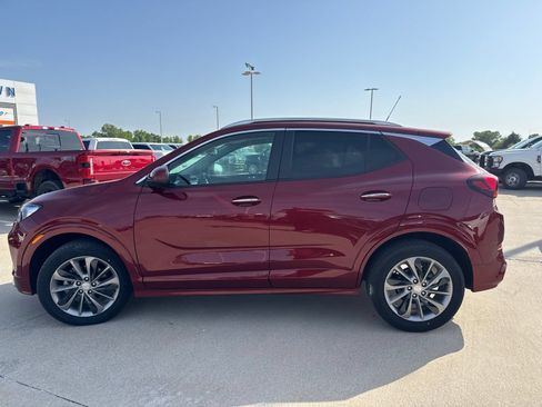Used 2022 Buick Encore GX Select w/ Sport Touring Package FWD image 6