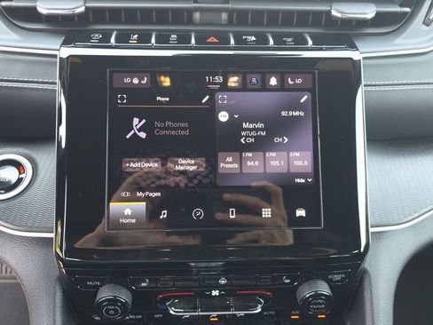 Used 2024 Jeep Grand Cherokee Altitude RWD image 18