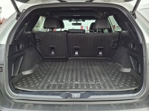 Used 2022 Subaru Outback Wilderness image 11