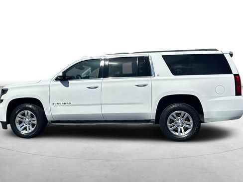 Used 2017 Chevrolet Suburban LT AWD/4WD image 3