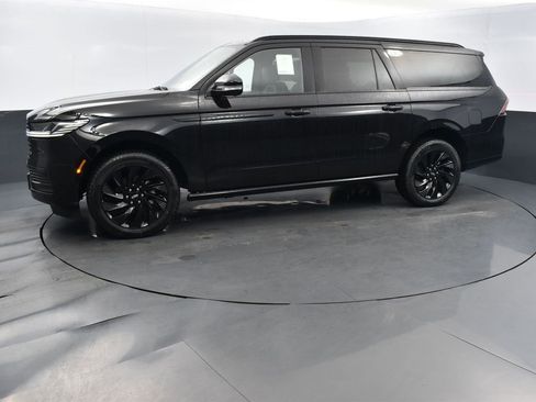 New 2025 Lincoln Navigator L Reserve w/ Jet Appearance Package image 5
