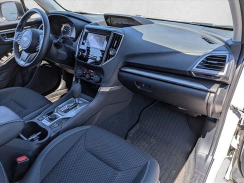 Used 2024 Subaru Forester Premium AWD/4WD image 21