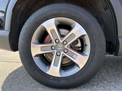 Used 2023 Honda Pilot EX-L image 6