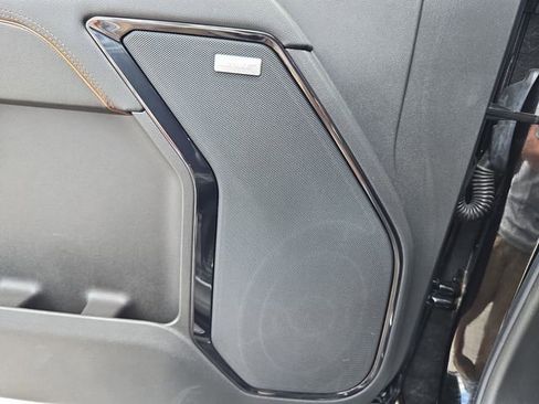 Certified 2023 GMC Sierra 1500 AT4 w/ Technology Package image 17