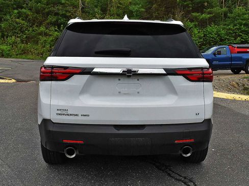 Used 2023 Chevrolet Traverse LT AWD/4WD image 7