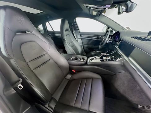 Certified 2023 Porsche Panamera 4 image 30