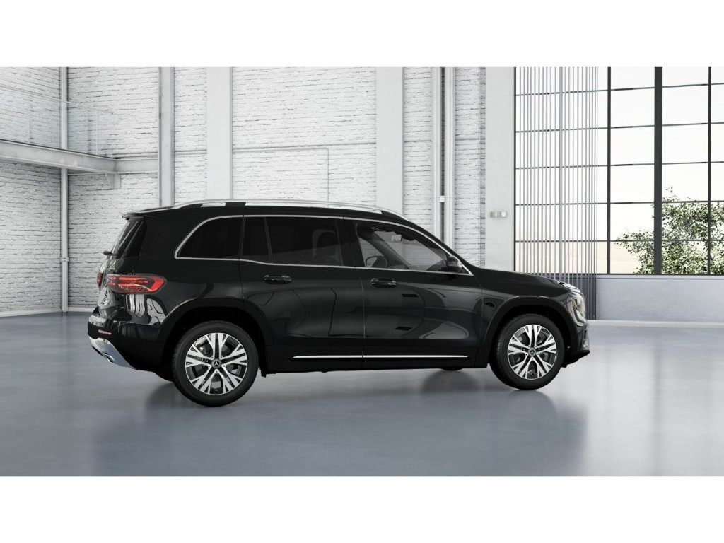 Certified 2026 Mercedes-Benz GLB 250 4MATIC image 18