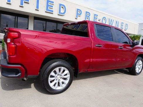 Used 2022 Chevrolet Silverado 1500 Custom w/ Safety Confidence Package RWD image 6