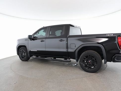 Used 2023 GMC Sierra 1500 Pro w/ Graphite Edition image 9