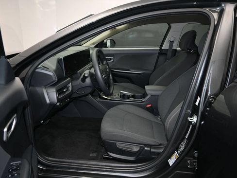 Used 2025 Kia K4 FWD image 15