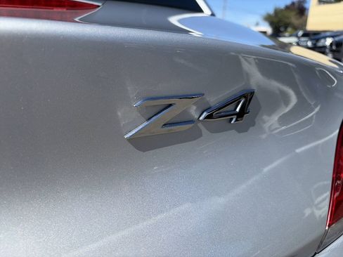 Used 2009 BMW Z4 sDrive35i RWD image 7