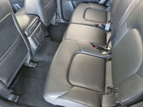 Used 2023 Nissan Armada SV image 23