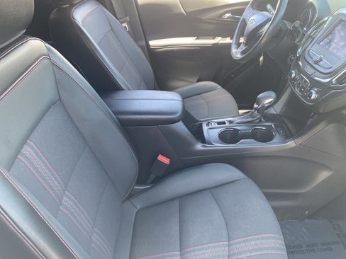 Used 2022 Chevrolet Equinox RS FWD image 10
