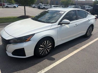 Used 2024 Nissan Altima 2.5 SV w/ SV Premium Package
