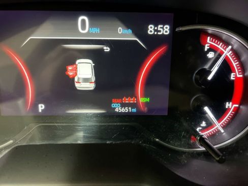 Used 2024 Toyota RAV4 XLE FWD image 13