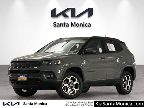 Used 2022 Jeep Compass Trailhawk w/ Trailhawk Convenience Group image 1