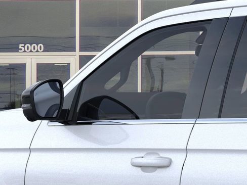 New 2025 Ford Expedition Active image 42