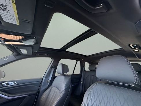 Certified 2023 BMW X5 M50i w/ Executive Package image 28